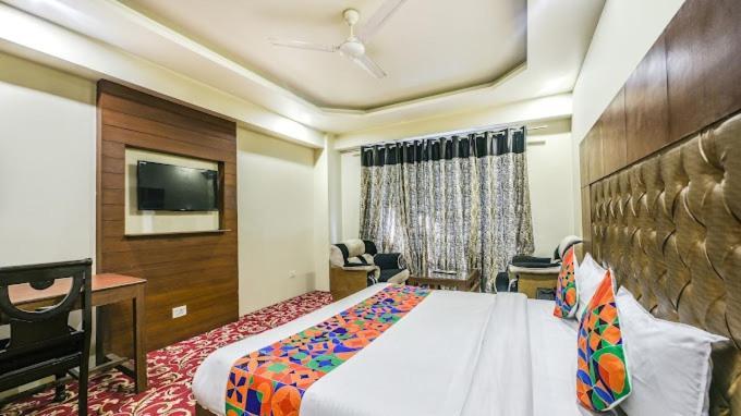 Hotel Neelam Manali Near Volvo Bus Stand Manali المظهر الخارجي الصورة