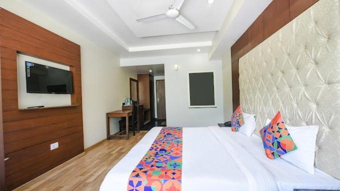 Hotel Neelam Manali Near Volvo Bus Stand Manali المظهر الخارجي الصورة
